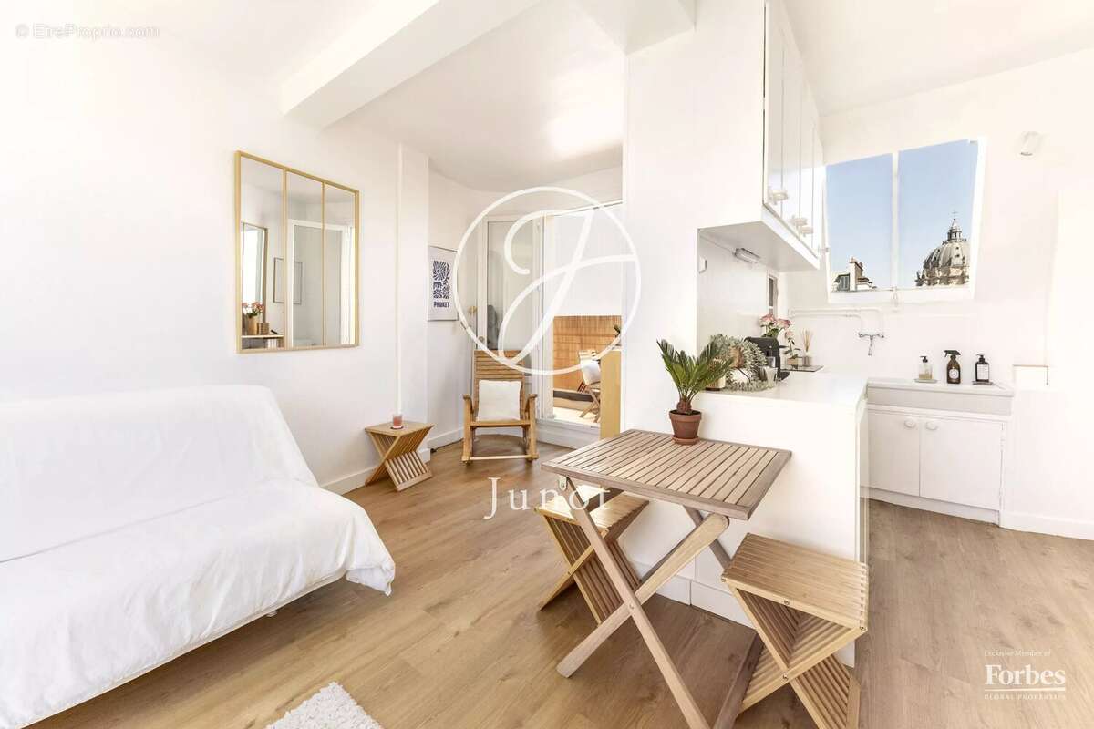 Appartement à PARIS-5E