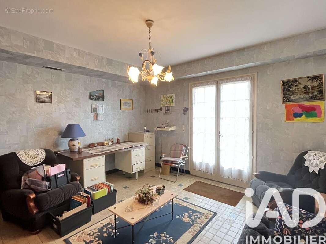 Photo 3 - Maison à SAINT-SAVIN