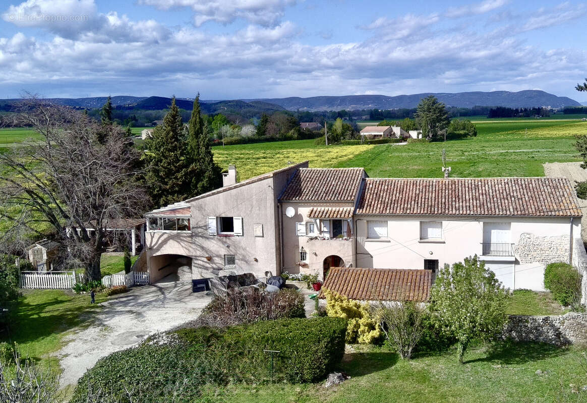 Maison à PIERRELATTE