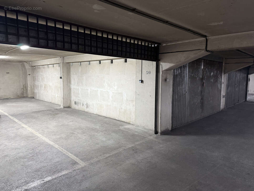 Parking à NICE