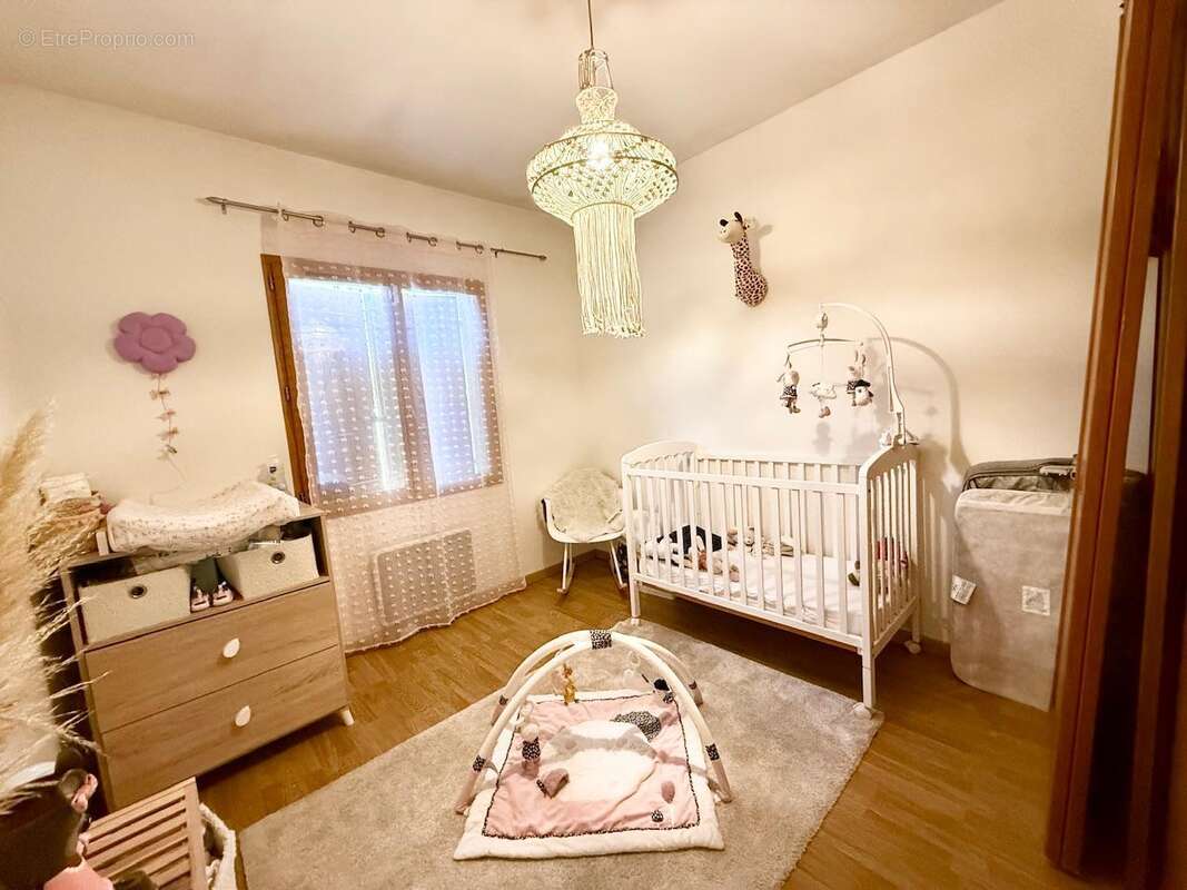   - Maison à AX-LES-THERMES