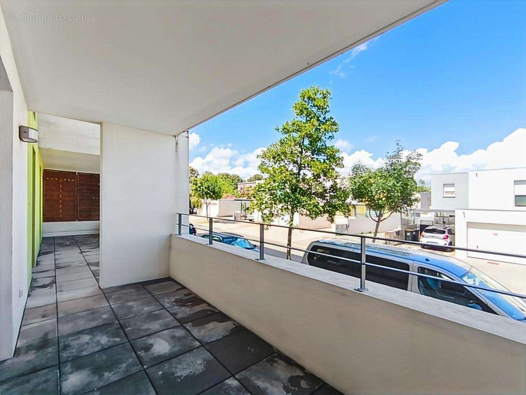 Appartement à JUVIGNAC