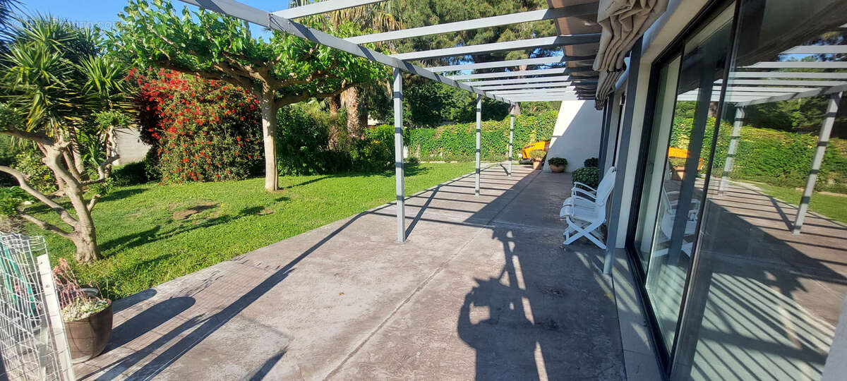Villa d'architecte entre terre et mer - photo 13