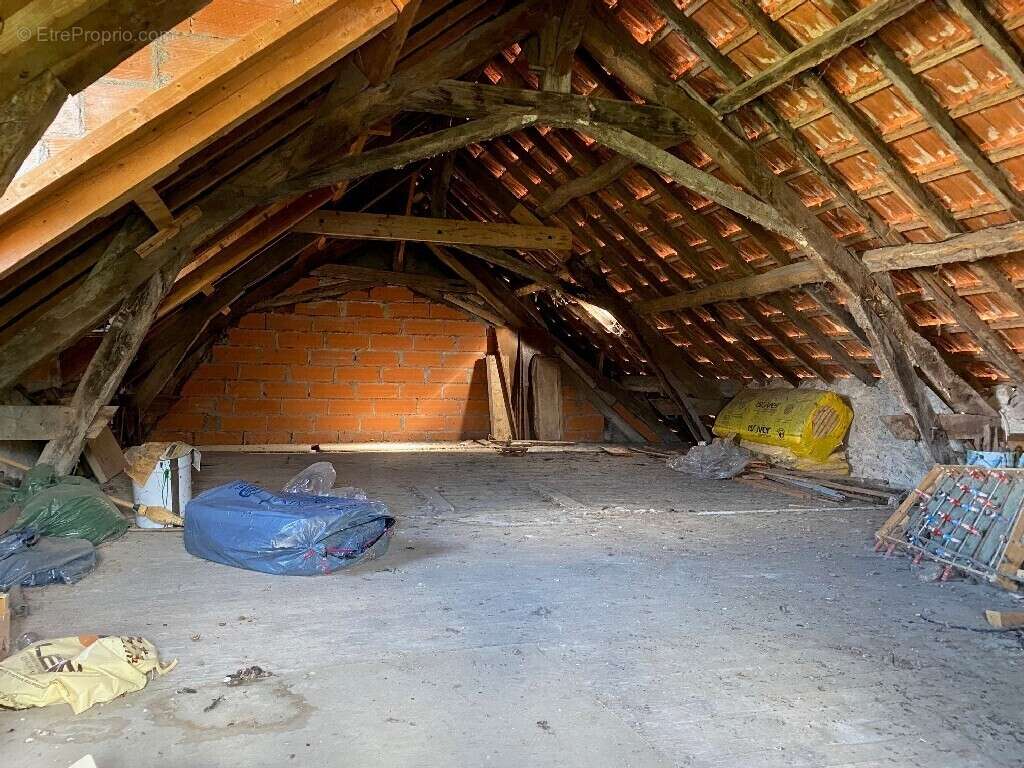 Maison à SERVILLY