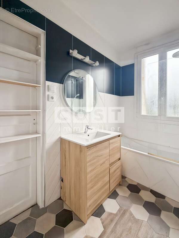 Appartement à ASNIERES-SUR-SEINE