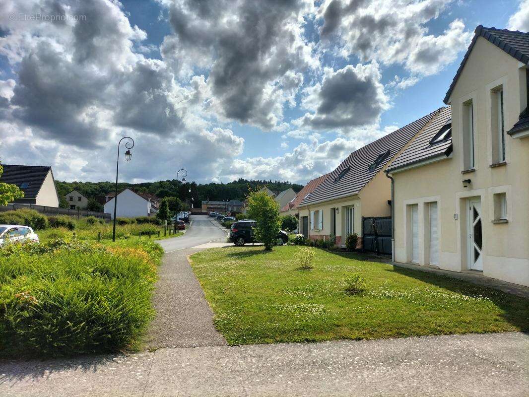 Terrain à SAVIGNIES