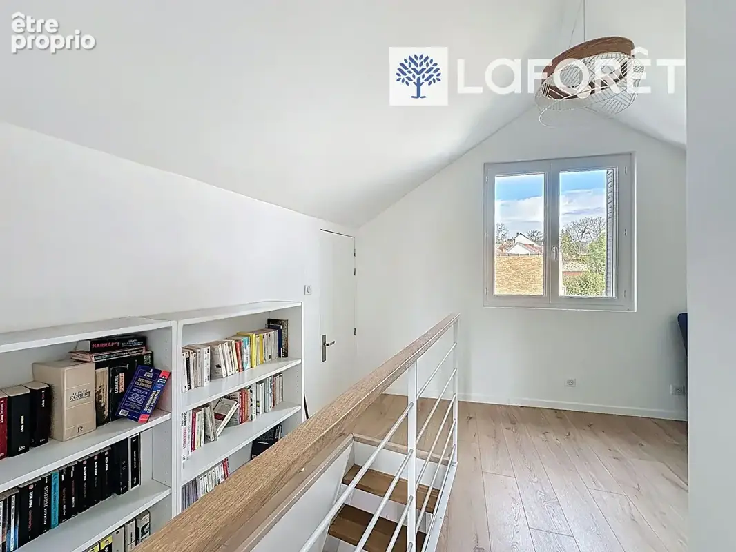 Maison de ville de caractère  143 m² Saint-Nom-la-Bretèche - photo 17