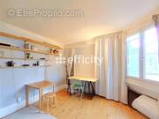 Appartement à PARIS-10E