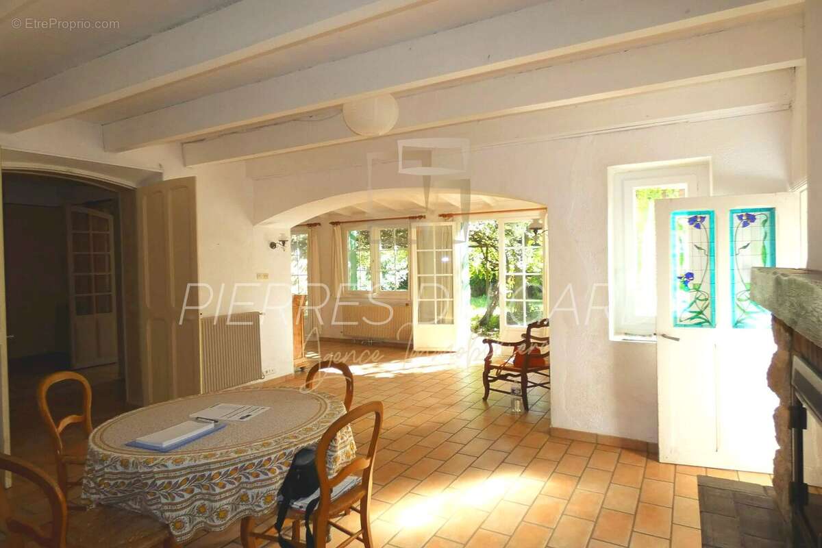 Maison à BAGNOLS-SUR-CEZE