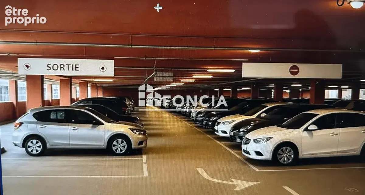 Parking à BORDEAUX