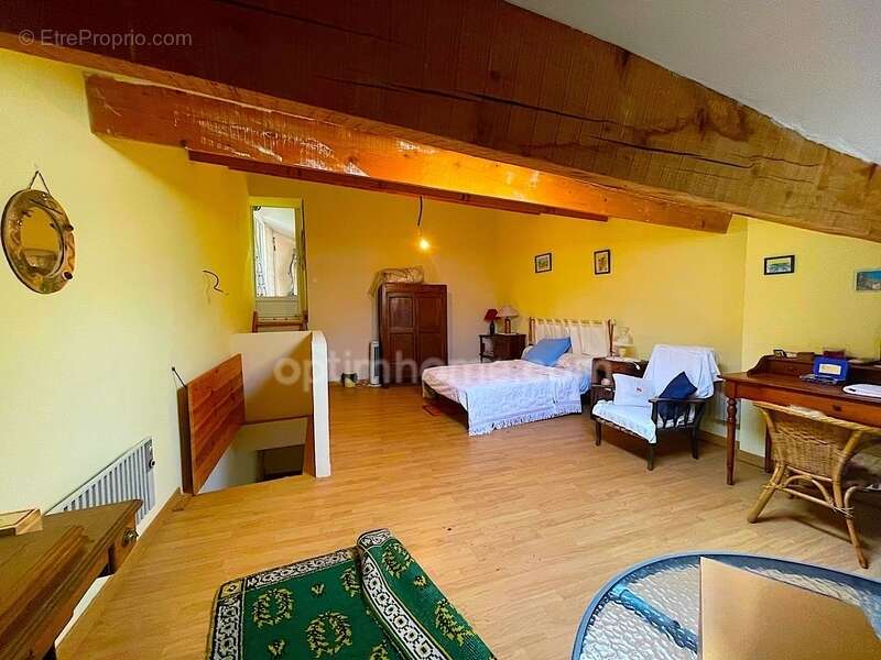 Maison à CASCASTEL-DES-CORBIERES