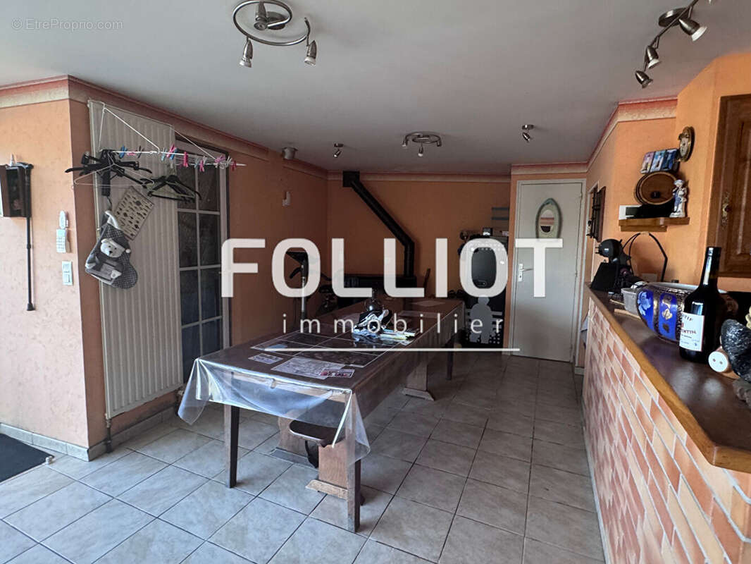 A VENDRE - Pirou Bourg - Ensemble de deux maisons et terrain constructible - photo 3