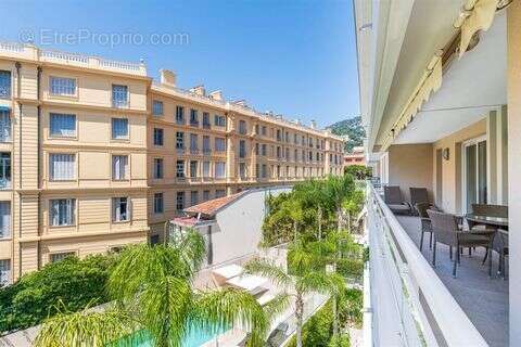Appartement à BEAULIEU-SUR-MER
