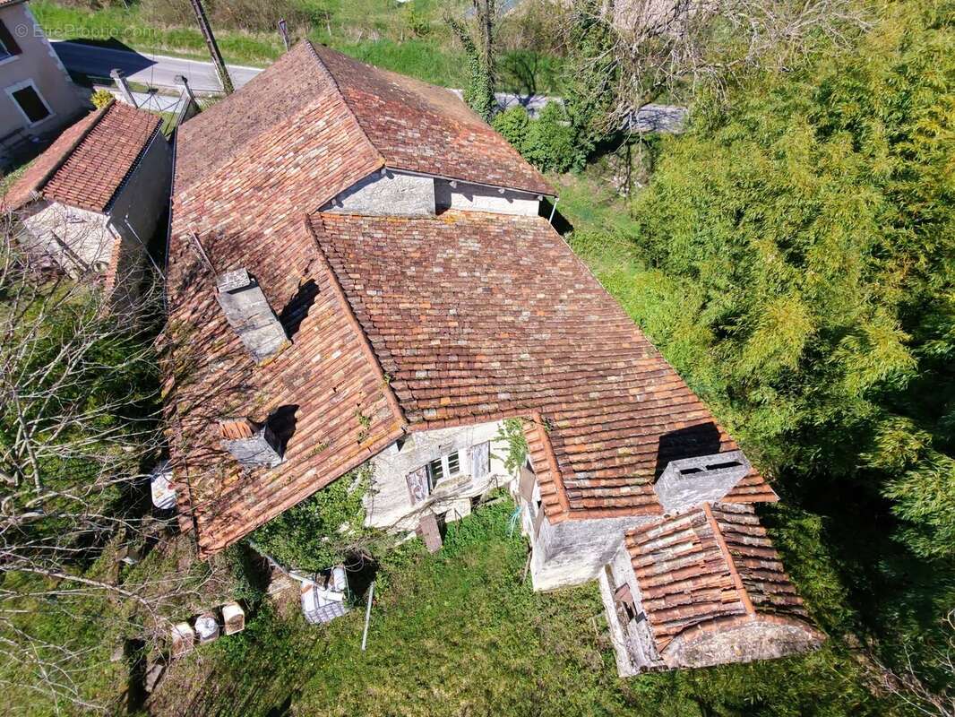 Maison à VERTEILLAC