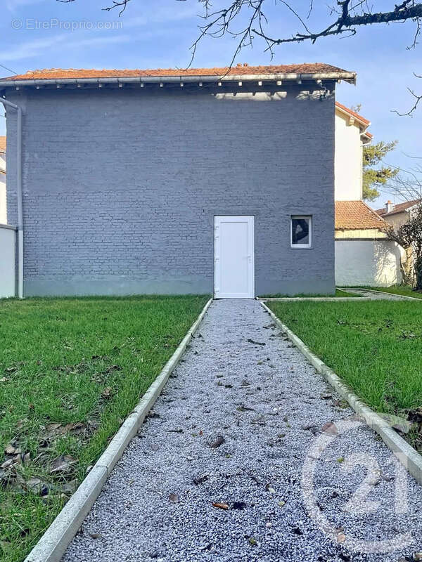 Maison à THAON-LES-VOSGES