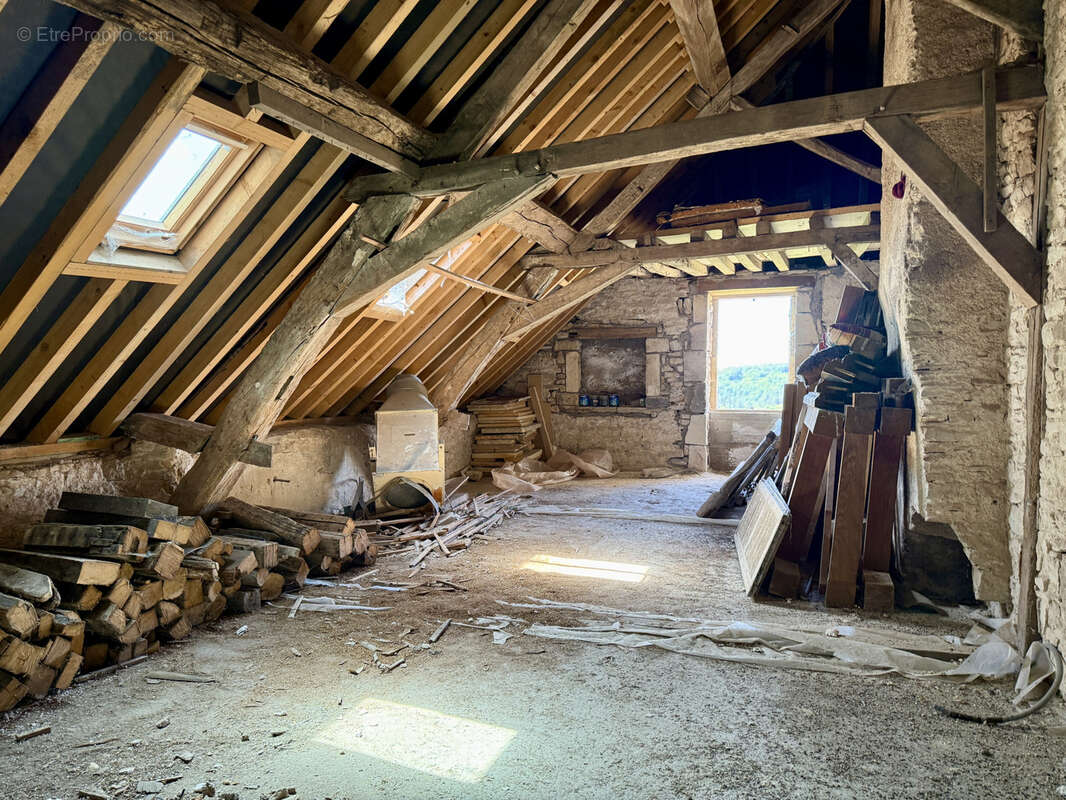 Maison à VEZELAY