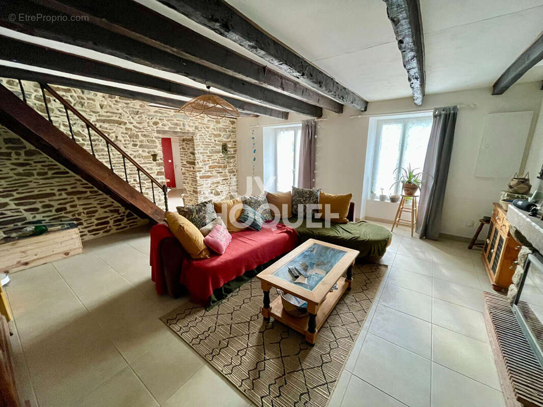 Maison à VIEUX-VIEL