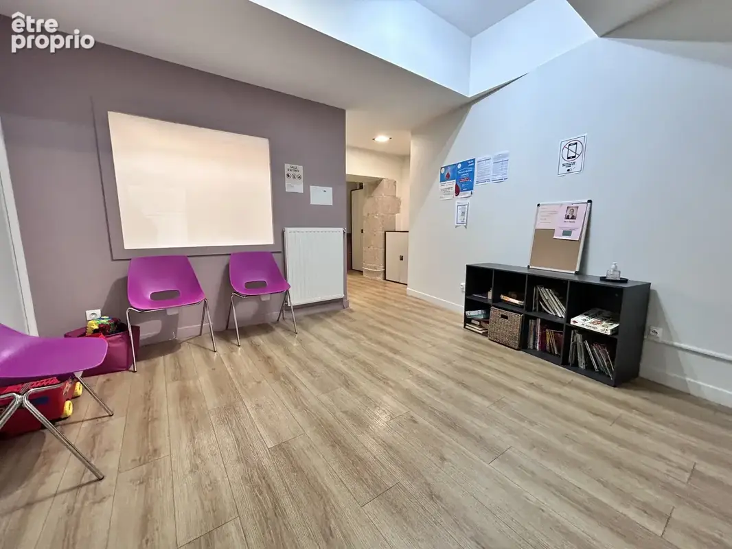 Local professionnel 85 m2 PMR   Bureaux aménagés   Secteur Louyat - photo 3