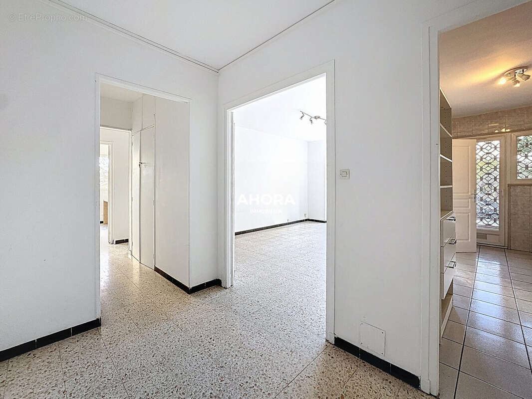 Appartement à MARSEILLE-10E