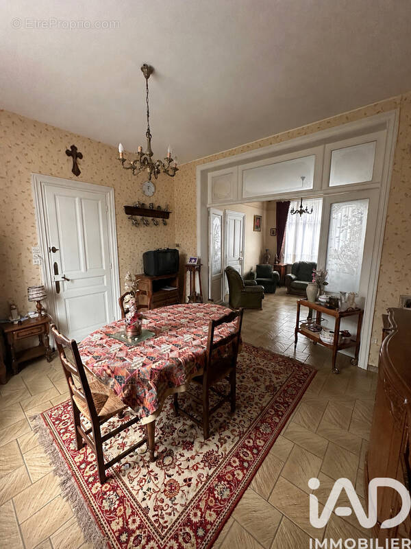 Photo 1 - Maison à SAINT-VENANT