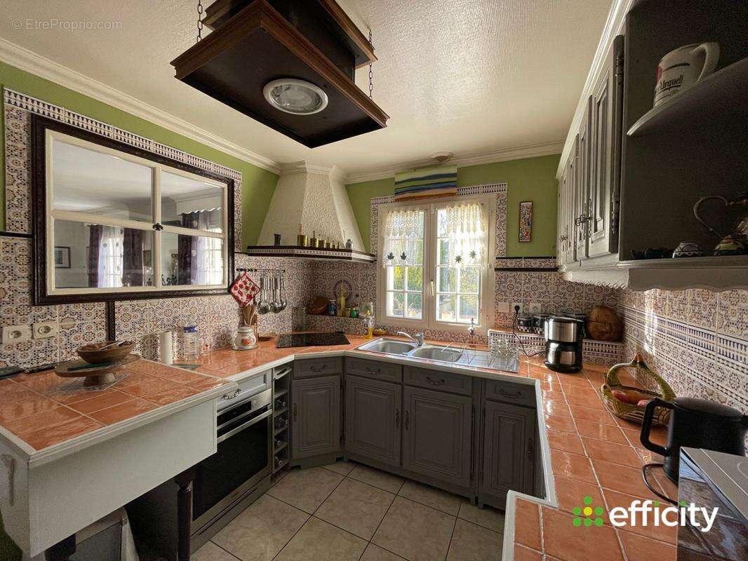 Maison à DROUE-SUR-DROUETTE