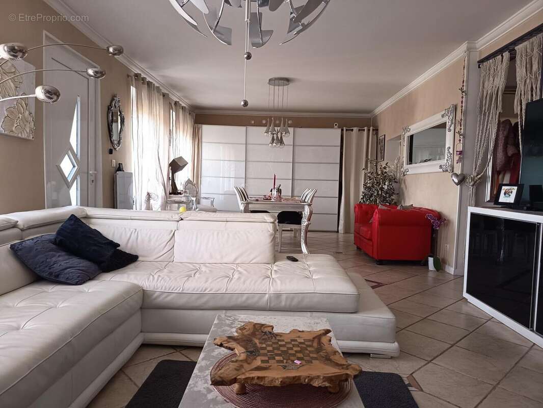 Photo 2 - Maison à SARREINSMING