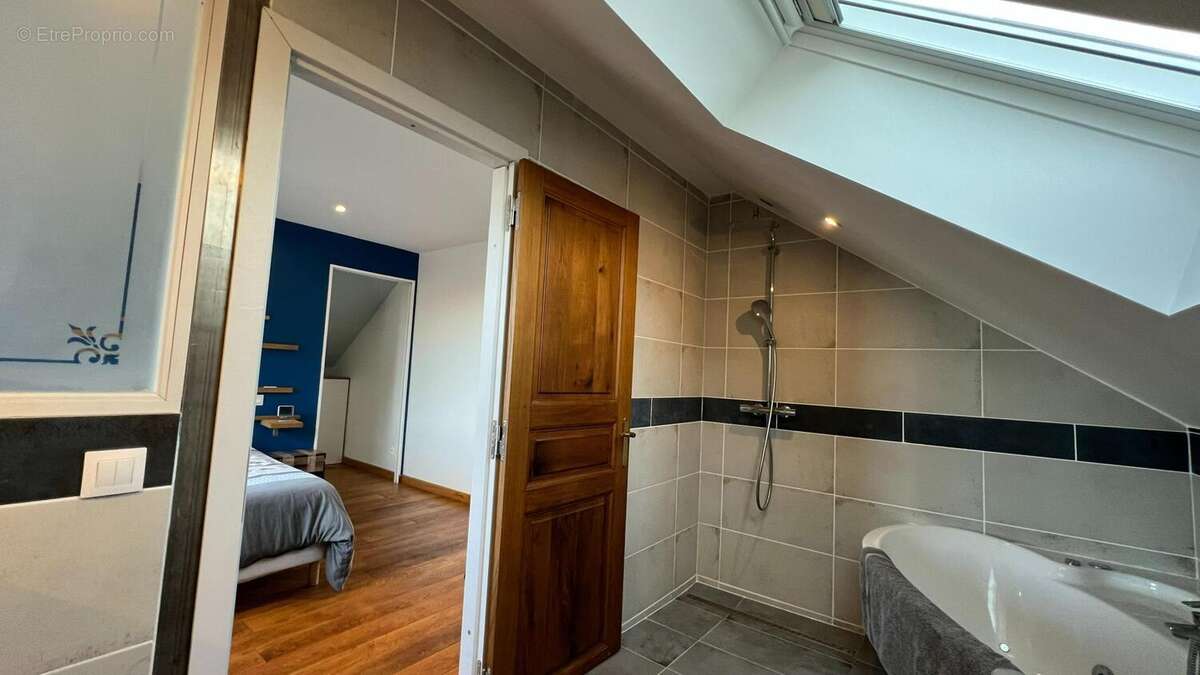 Maison 102 m² à Fleury-Les-Aubrais  - photo 9