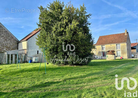 Photo 2 - Maison à FONTENELLE-EN-BRIE