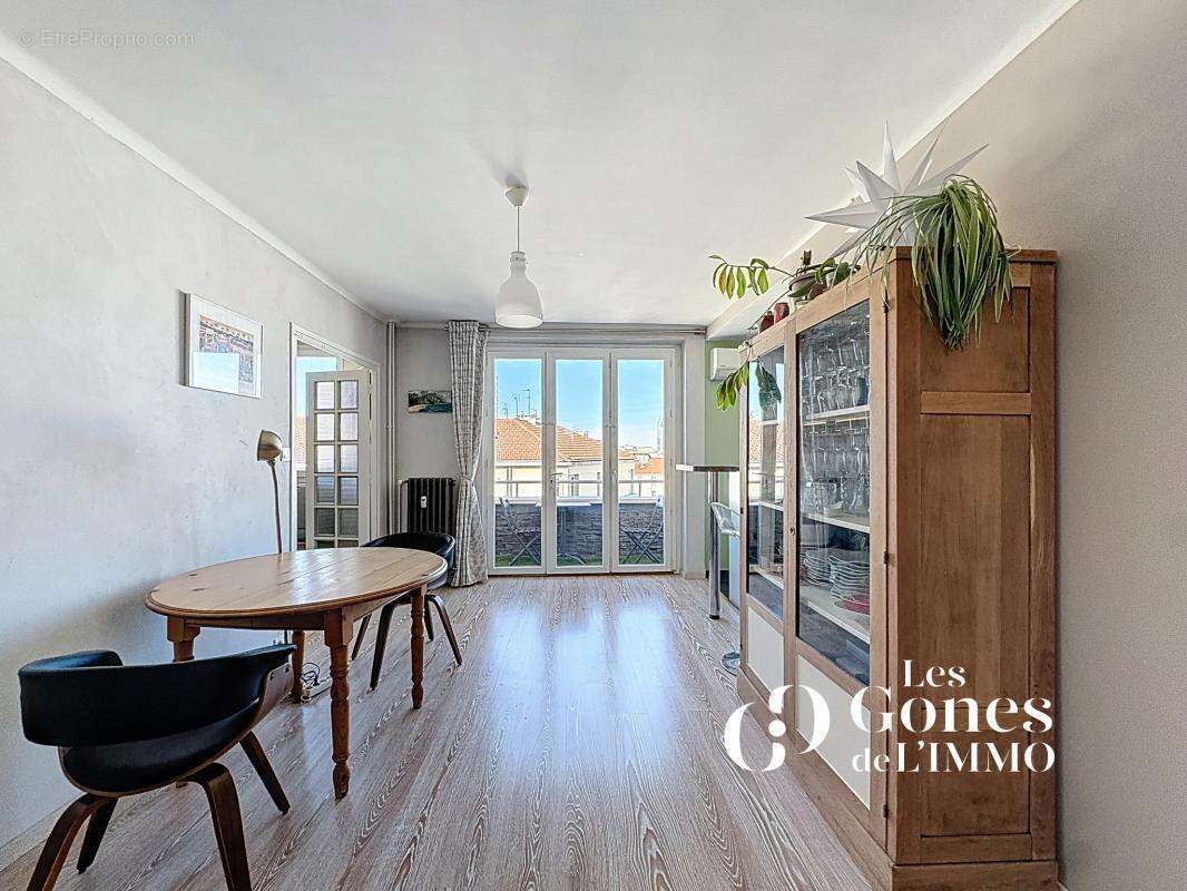 Appartement à LYON-7E