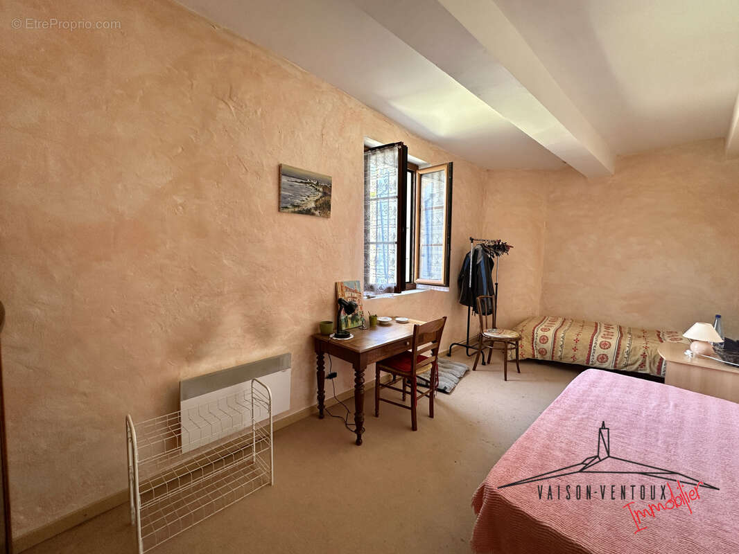 Maison à MIRABEL-AUX-BARONNIES