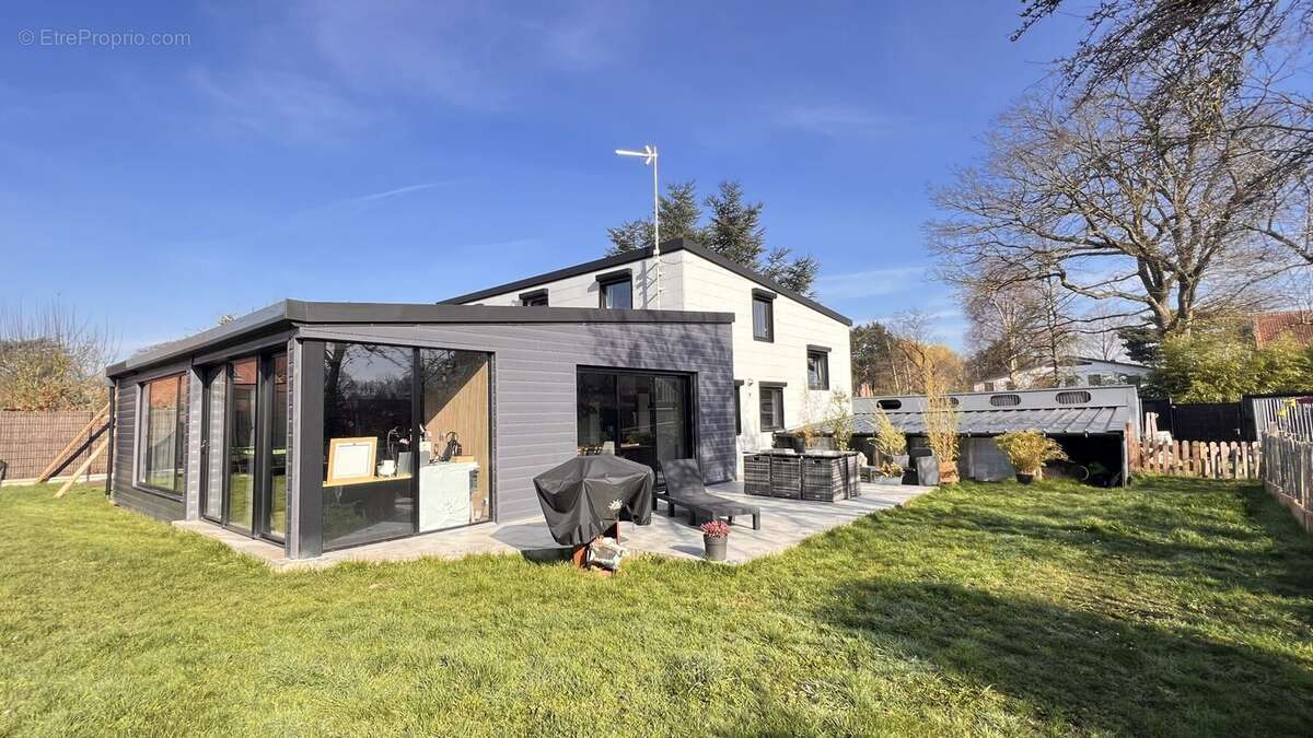 Maison à SAINGHIN-EN-MELANTOIS