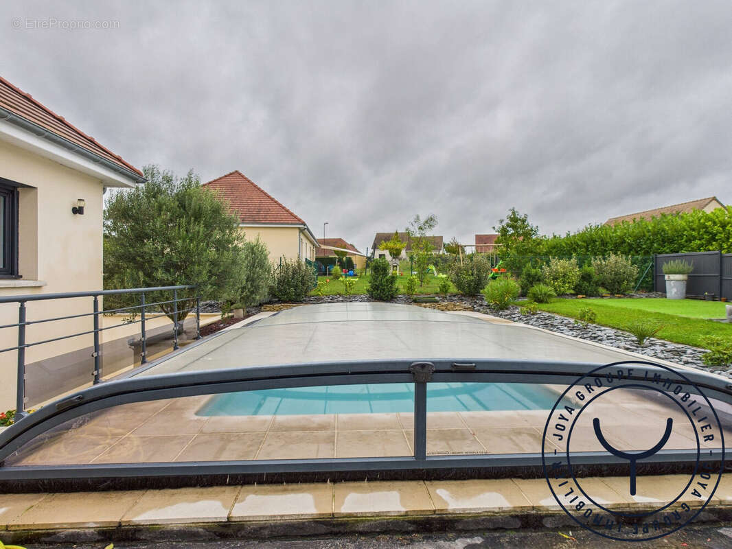 Maison à CRENEY-PRES-TROYES