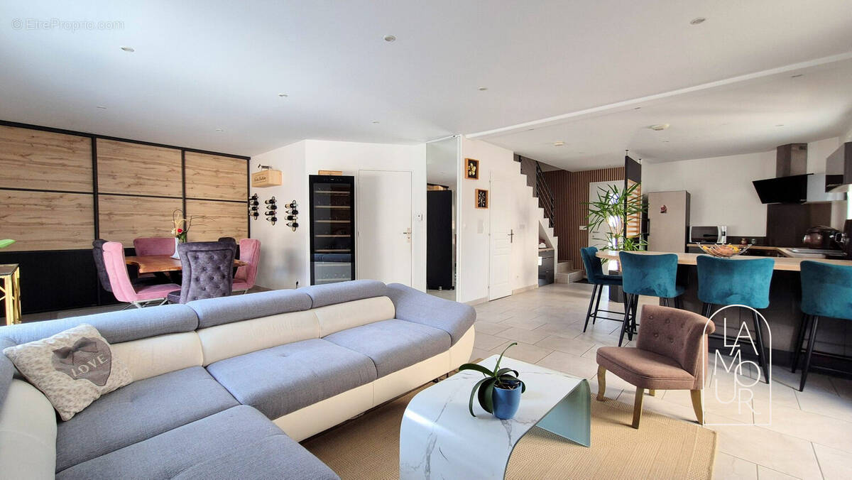 Maison à ARC-SUR-TILLE