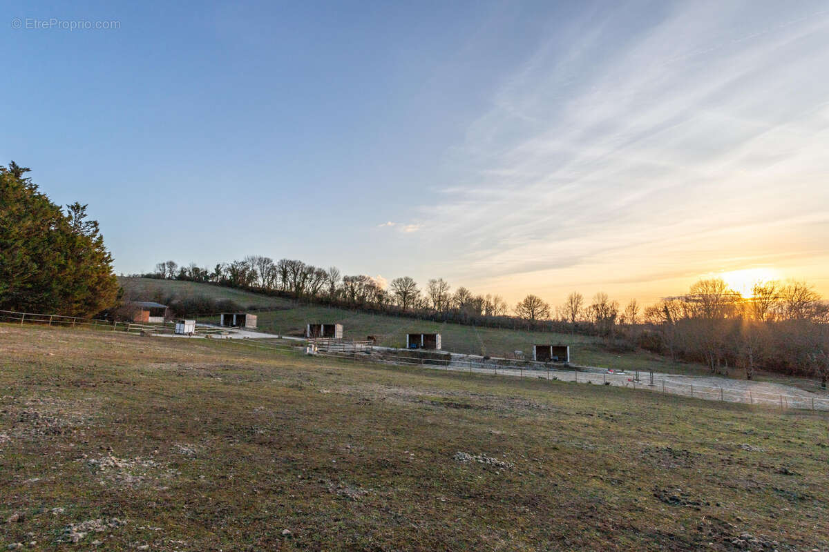Maison à SAINT-MAURIN