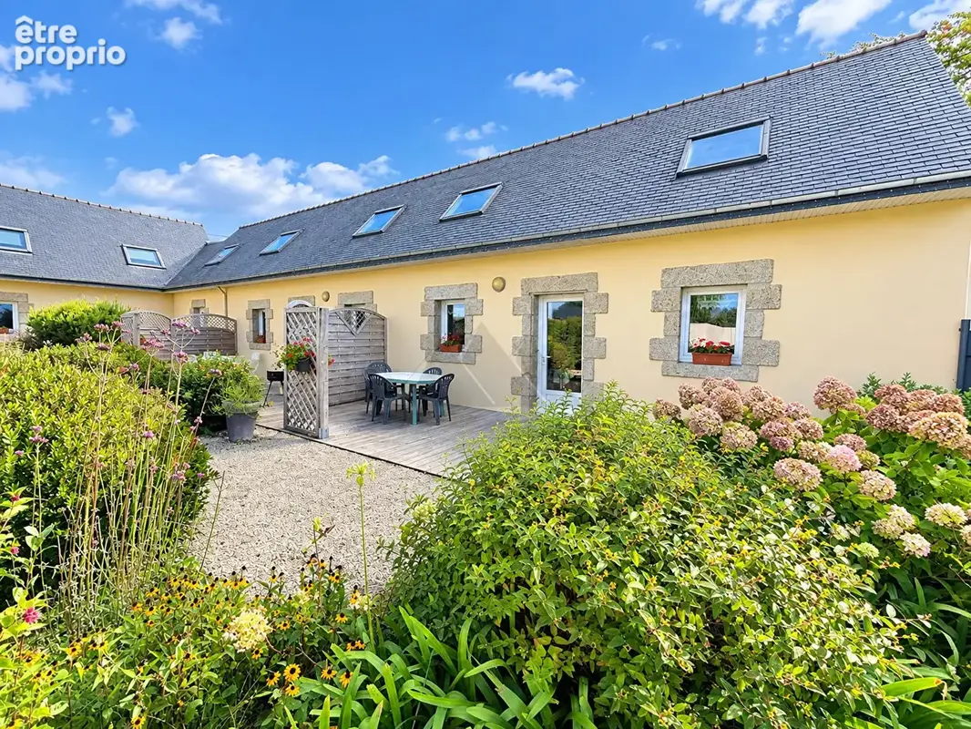 A vendre corps de ferme avec dépendances aménagées à lannilis - photo 8