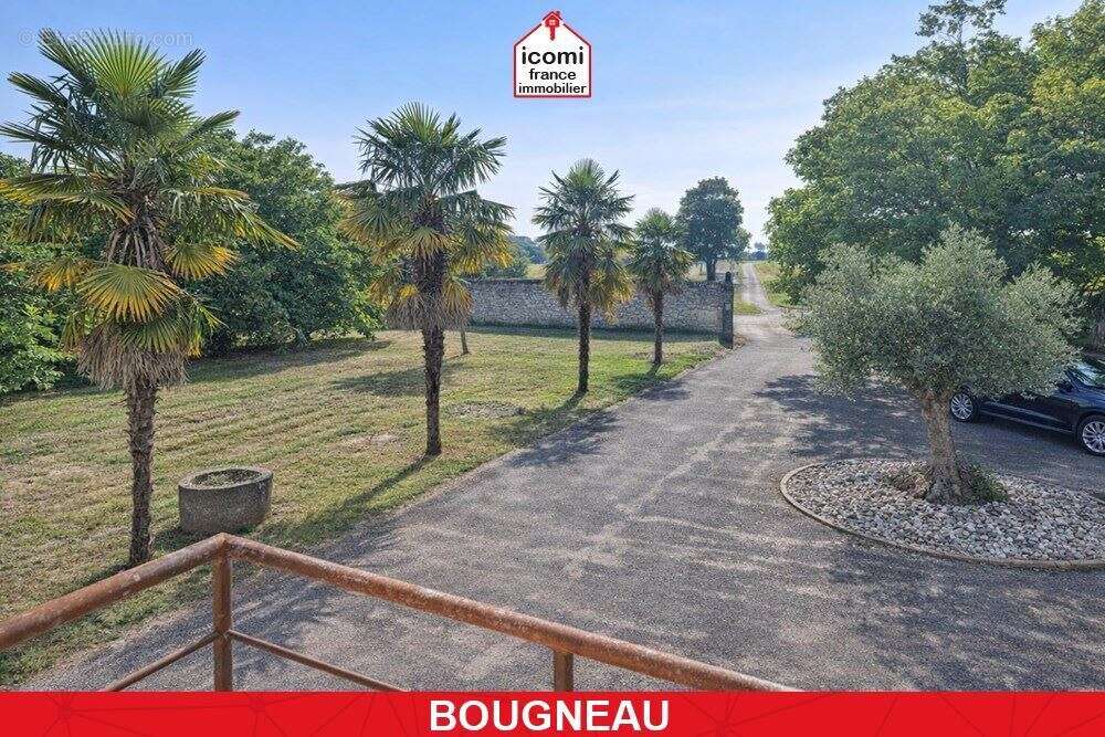 Maison à BOUGNEAU