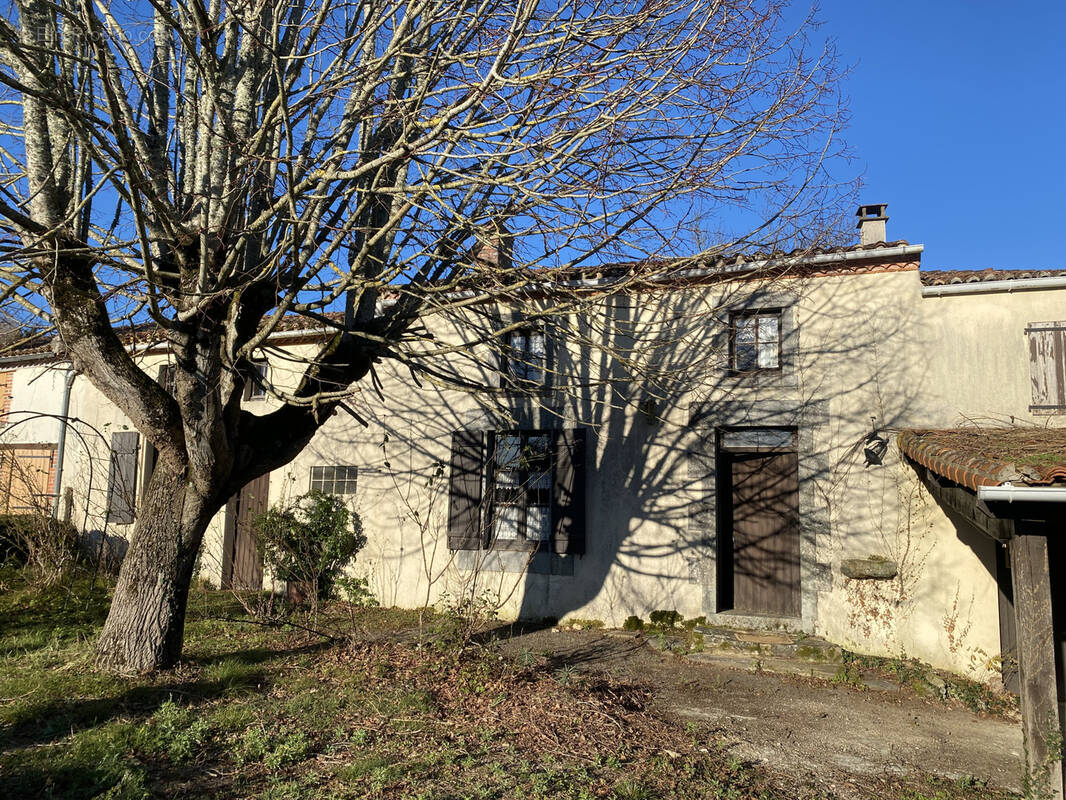 Maison à SAINT-SORNIN-LA-MARCHE