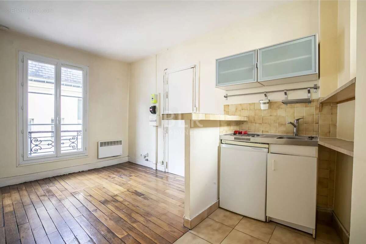 Appartement à PARIS-11E