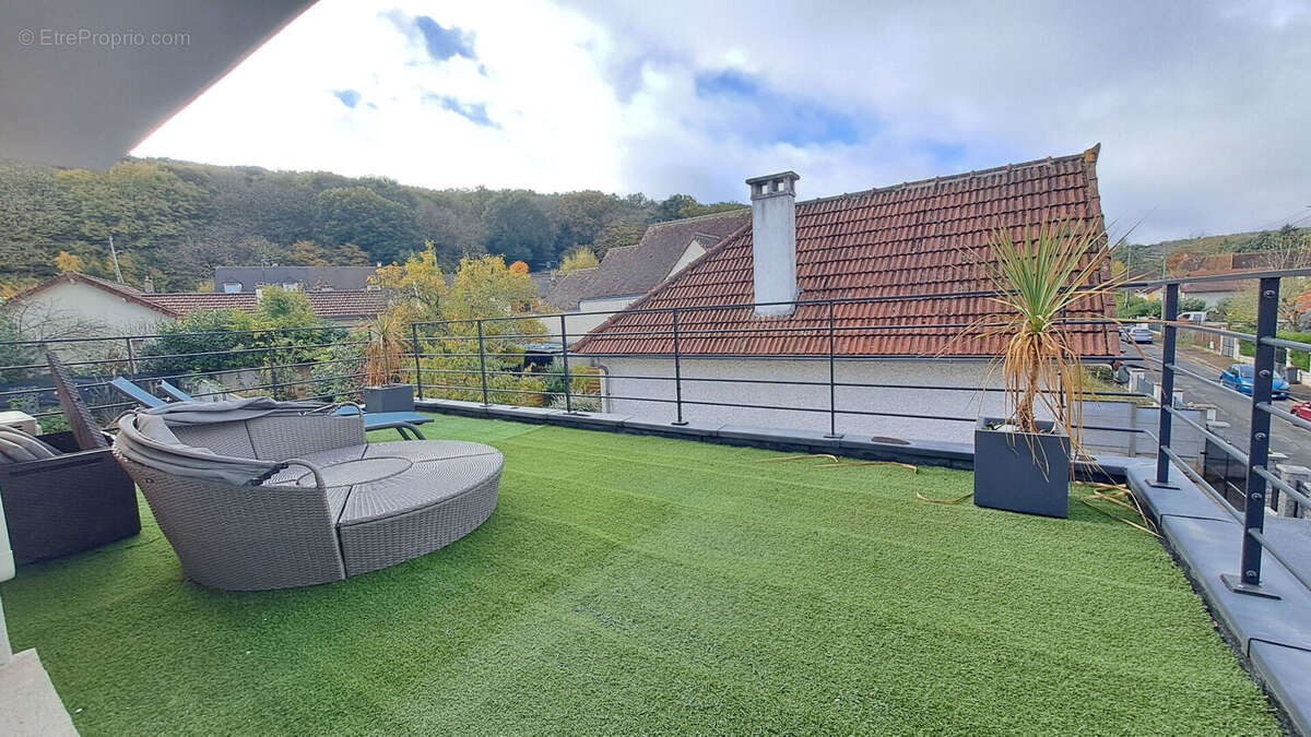 Maison à SAINT-REMY-LES-CHEVREUSE