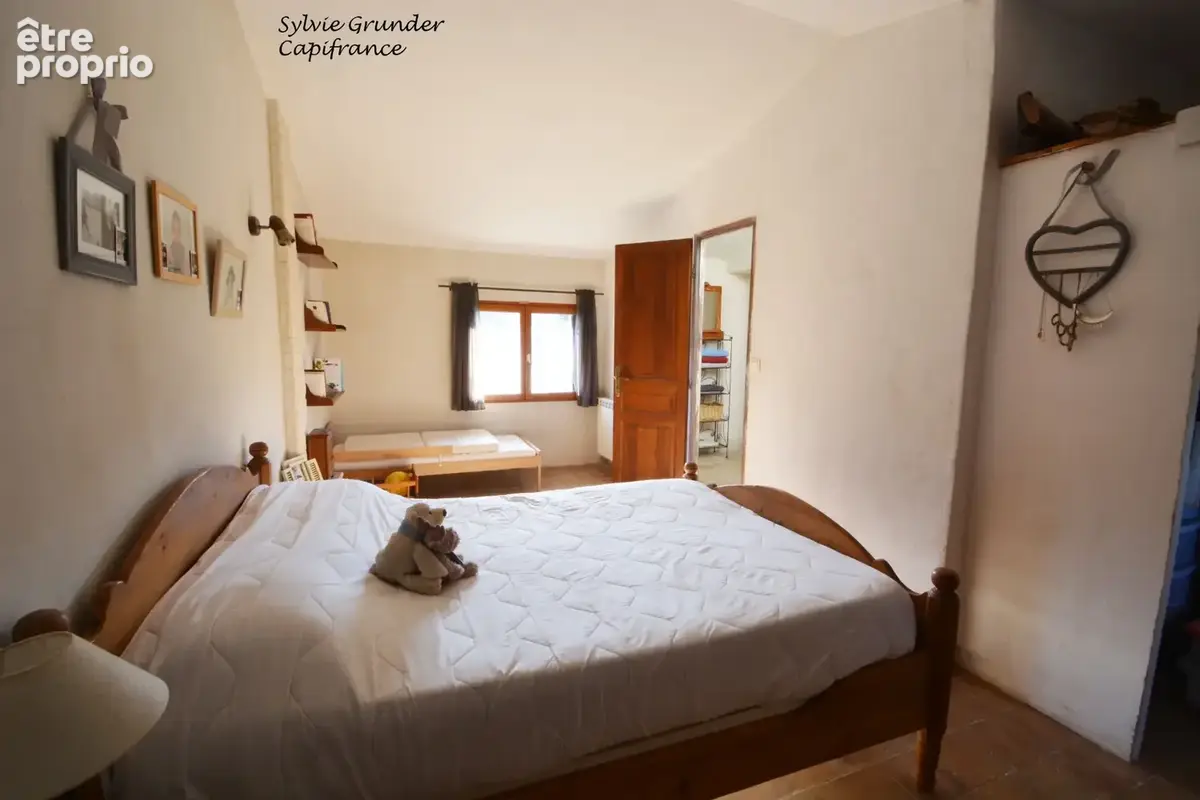 Bastide authentique à vendre 170m² à EGUILLES (13) - photo 13