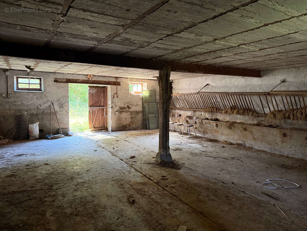 Auv 1226 : Maison typique, grange, puits, calme, vue, 3 849m2 - photo 92