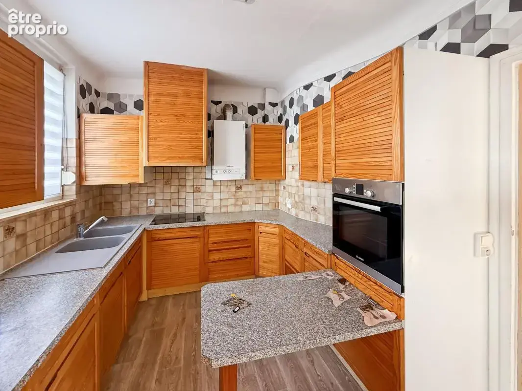 Maison 70 m² avec jardin, garage et fort potentiel – Secteur Mézières, Charleville-Mézières - photo 8