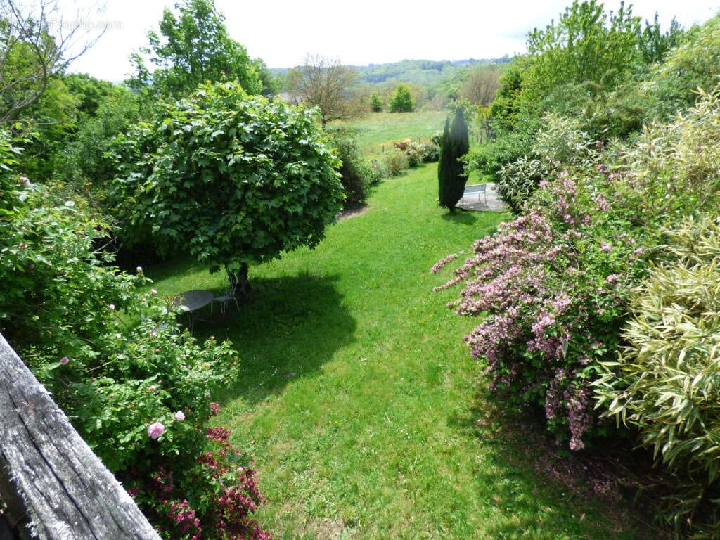 Proche Pompadour, en voie sans issue, dans petit hameau - photo 29