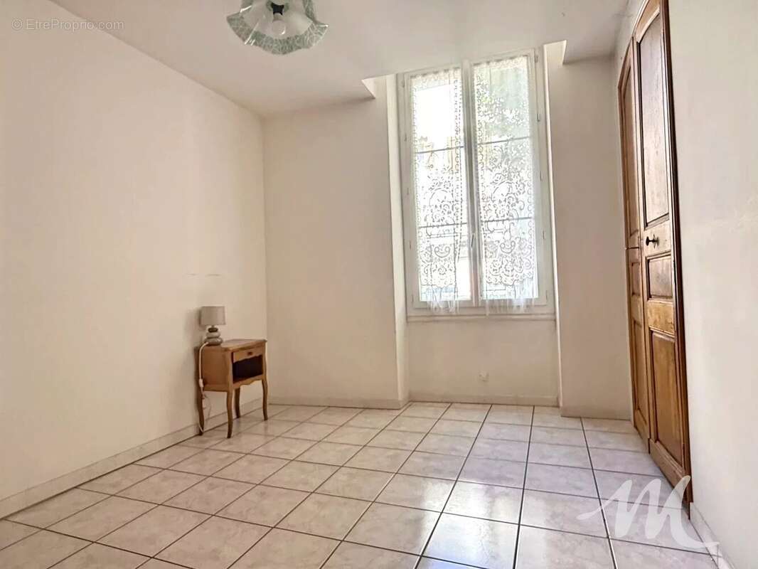 Grand appartement à vendre à Barjols Lumineux de 96 m² - photo 4