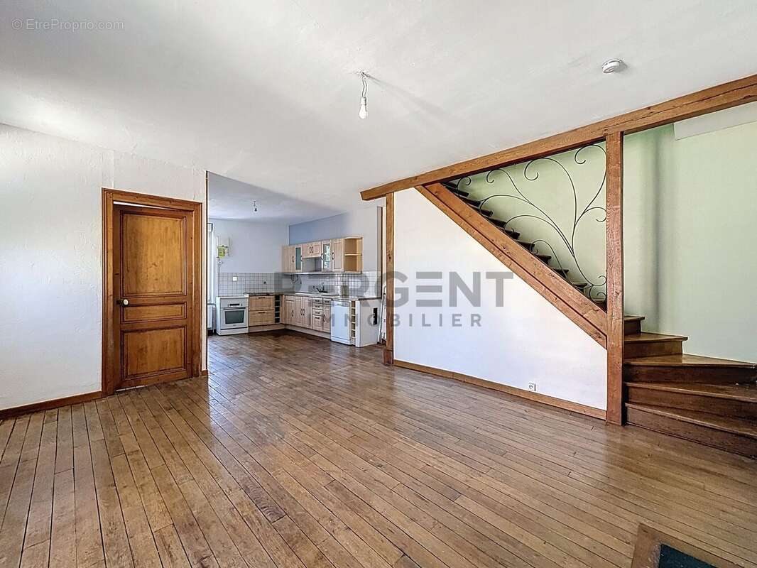 Maison à CHARLEVILLE-MEZIERES