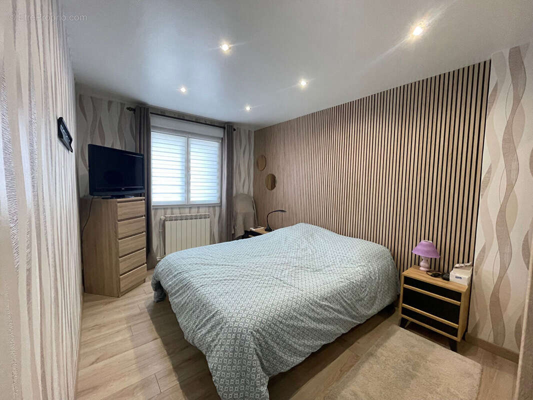 Maison Nogent Le Roi 7 pièce(s) 125 m2 - photo 11