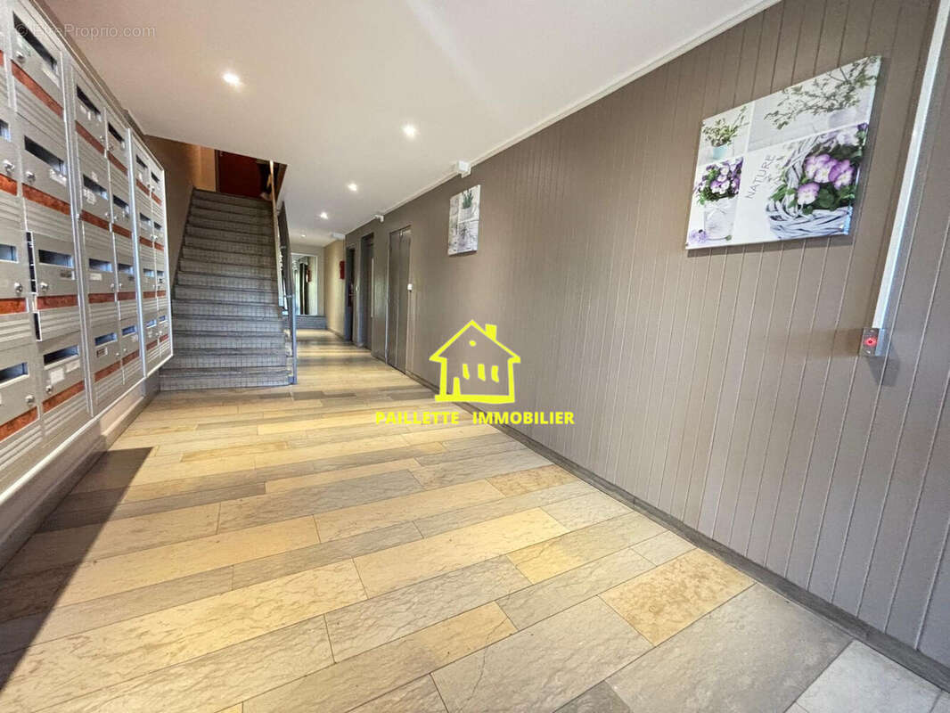 Appartement 82 m² à Le Havre  - photo 6