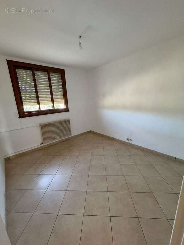 Appartement à SALON-DE-PROVENCE
