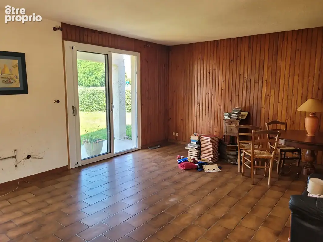 TONNAY CHARENTE Maison de plain pied de 90 m² de type 4 avec garage de 22 - parcelle de 631 m² - photo 3