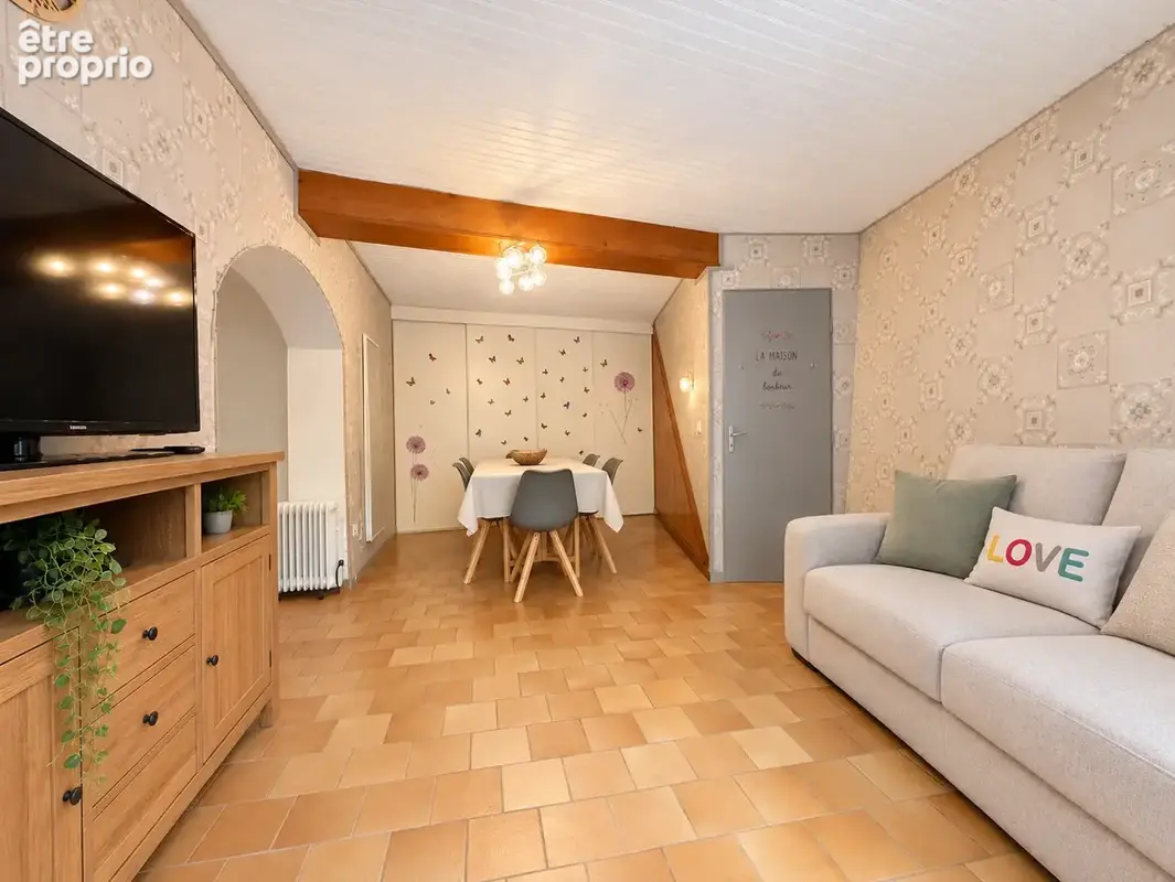 Maison de village en pierres 112 m2 habitables avec grande terrasse - Entre plan d'eau et centre-bourg de SAIN - photo 6